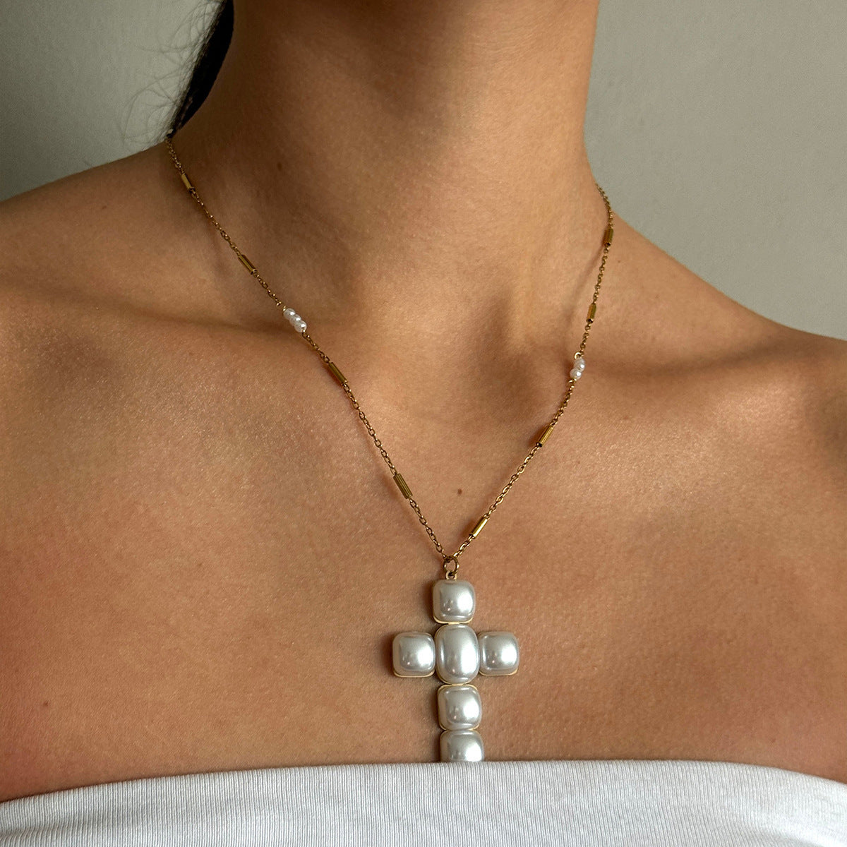 French Cross Pearl Pendant Necklace, Fresh And Simple Fashion Collarbone Chain Women's Stainless Steel Sweater Chain